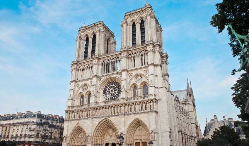 Viaje lourdes y paris desde Durango